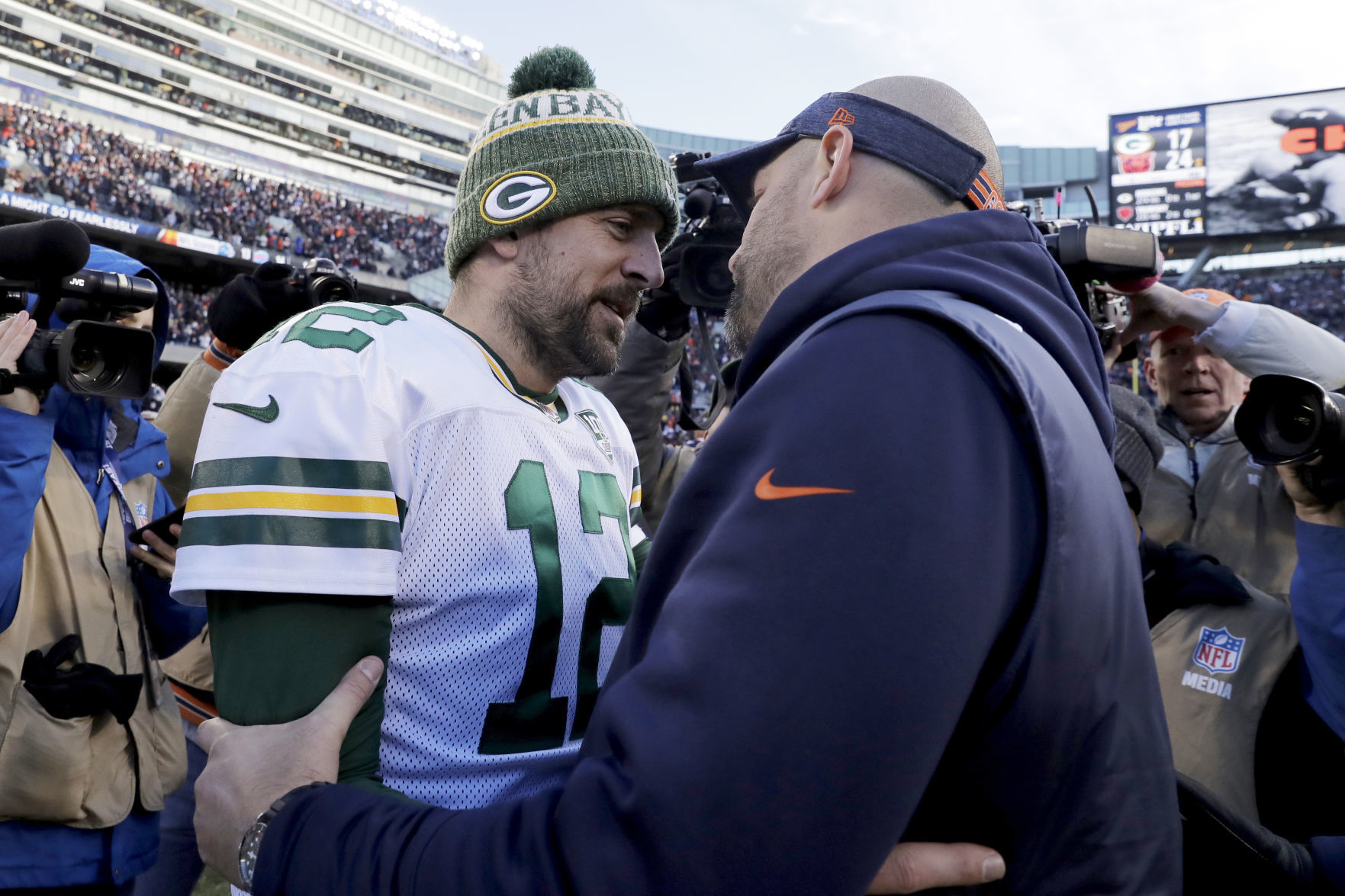 Bears 24, Packers 17